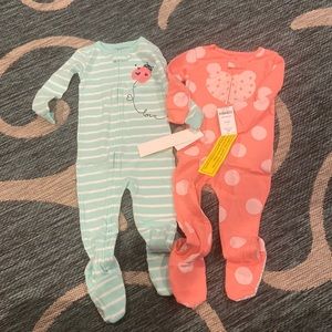 Set of 2 Carter’s 18 footed pajamas NWT